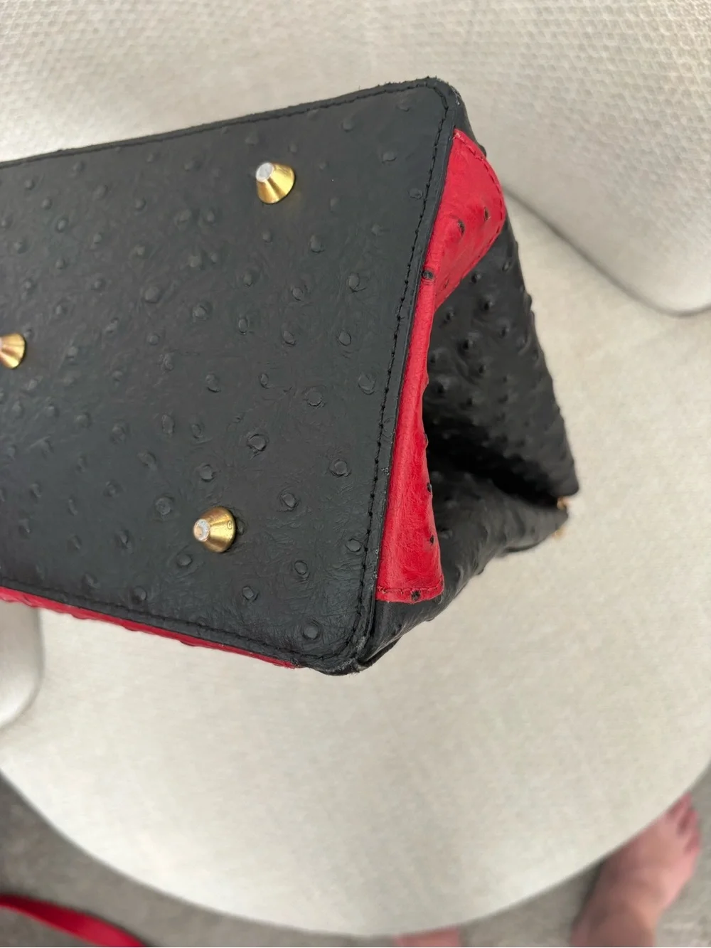 Vintage Y2K Giada Pelle Red and Black Structured Ostrich-Texture